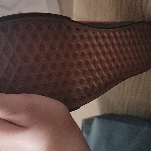 Vans - Picture 2 of 3